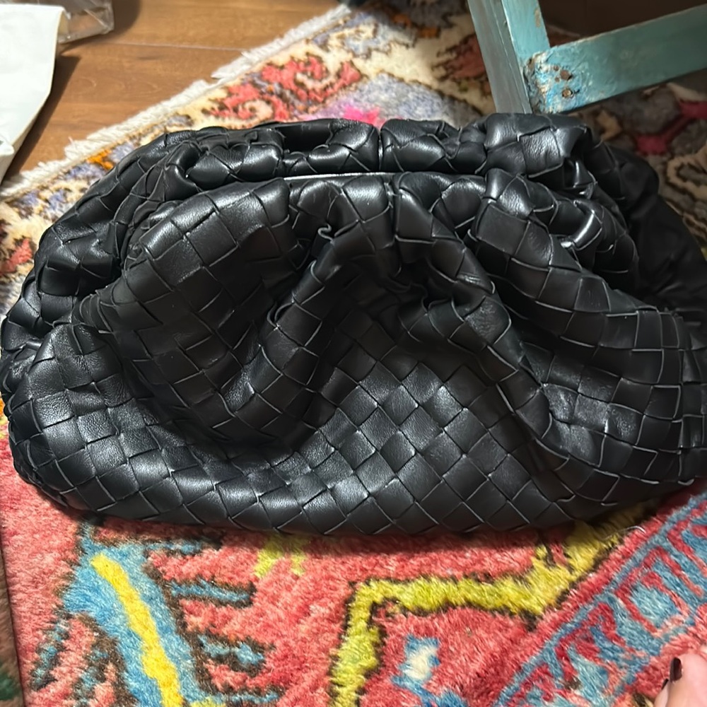 Black increcciato bottega Veneta handbag excellent condition AUTHENTIC